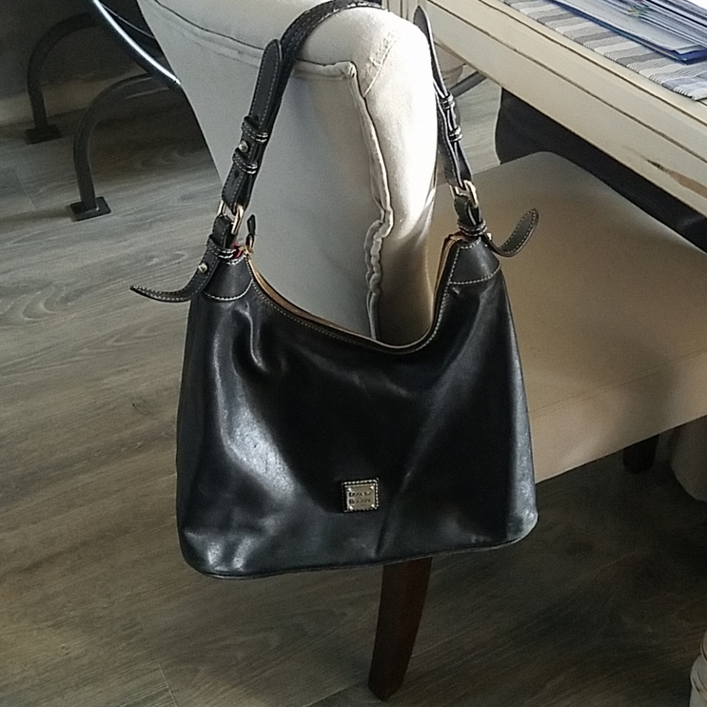 Dooney and Bourke purse